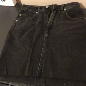 H&M black jean skirt